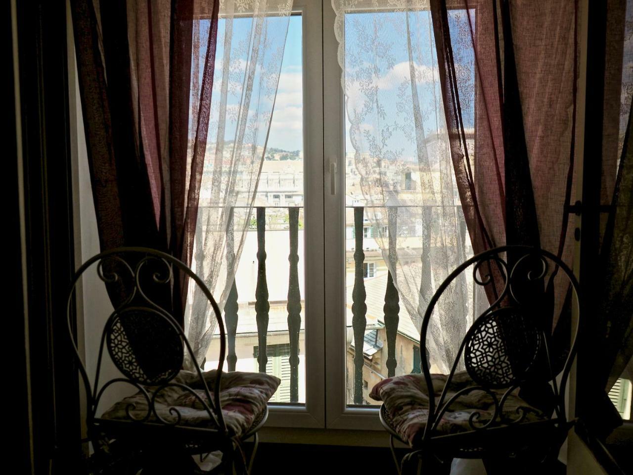 Romantic Suite Con Vista San Donato Genova Esterno foto