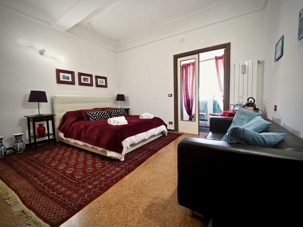 Romantic Suite Con Vista San Donato Genova Esterno foto